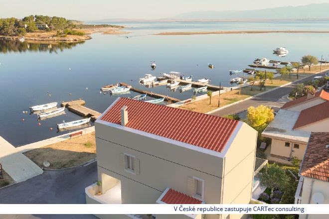 NIN - Prodej luxusního domu s bazénem v 1. řadě u moře!!!