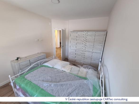 NIN / ŽDRIJAC - Prodej zařízeného apartmánu se 2 ložnicemi - jen 60 m od moře a pláže!!! NOVINKA