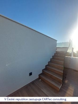 PRIVLAKA - Prodej střešního apartmánu (penthouse) s terasou - 50 m od moře