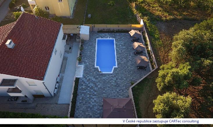ZADAR / KOŽINO - Prodej zařízeného domu s bazénem a výhledem na moře - 500 m od moře